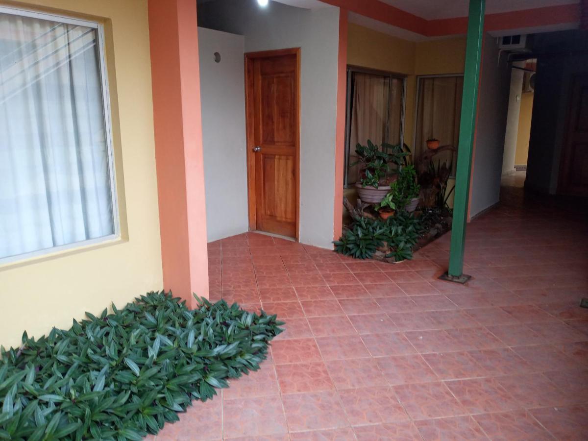 Hotel Palmeras Galapagos Puerto Ayora  Luaran gambar
